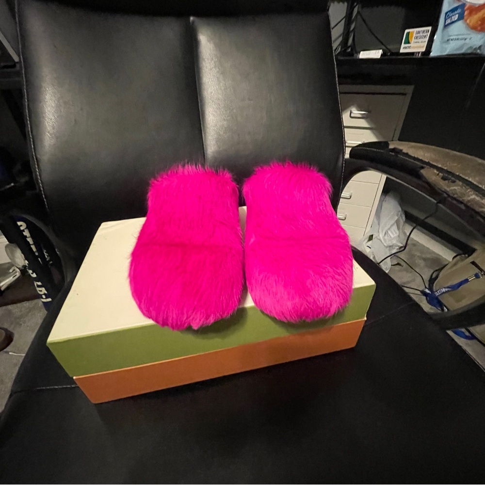 Marni Slides